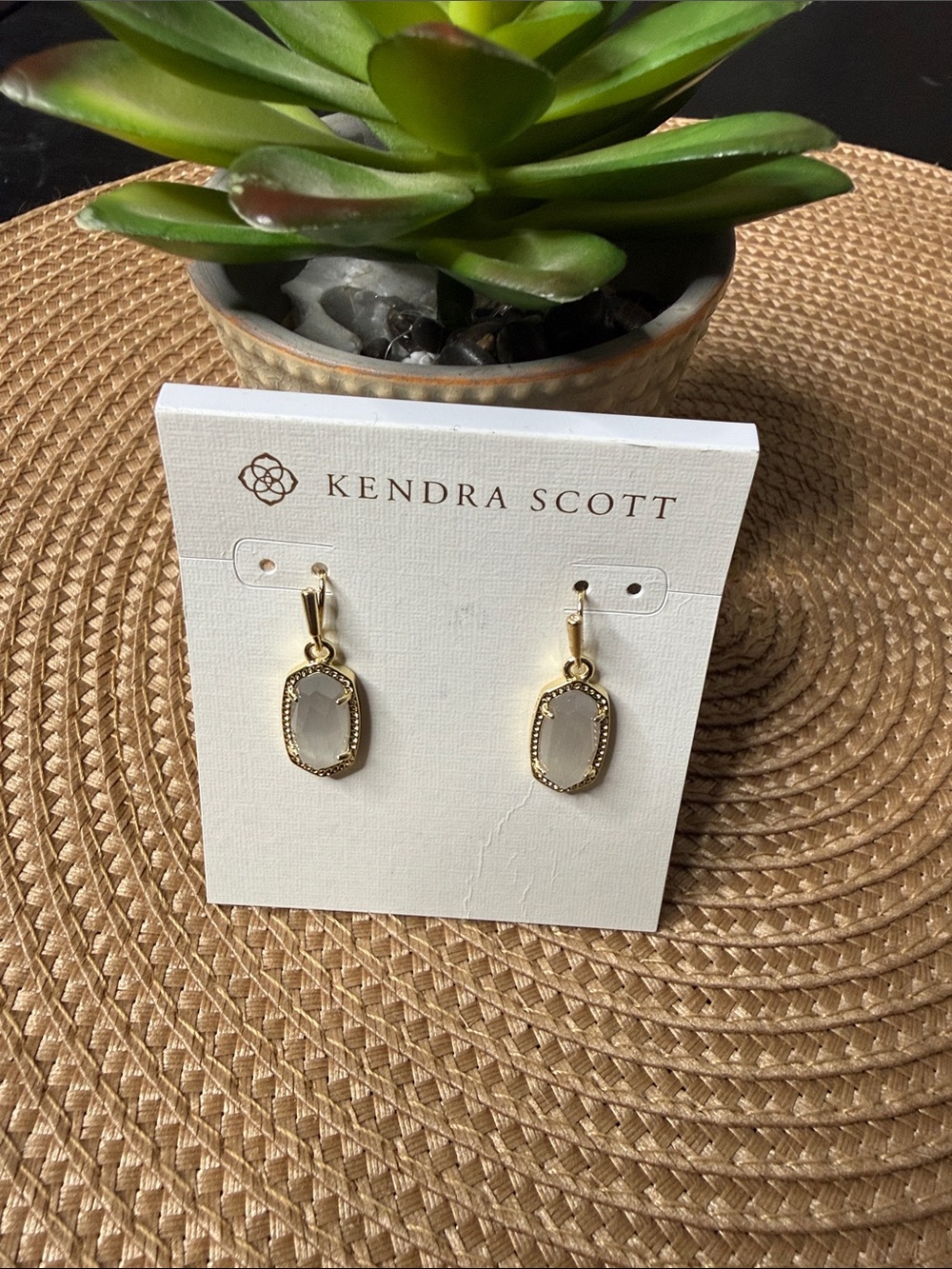 Kendra Scott 🔥 NWOT Lee Drop Earrings in Mother-of-Pear Abalone SRP$70